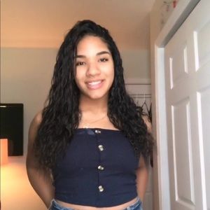 Meet your Posher, Steicy muricio